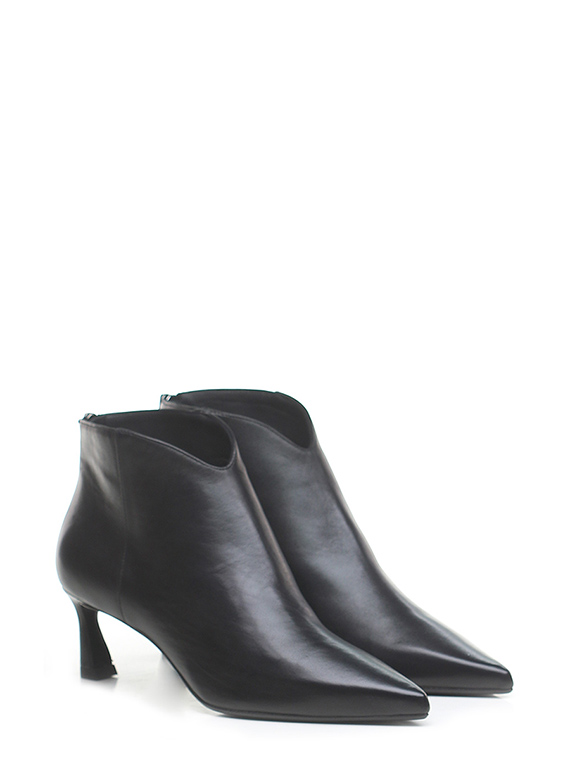 Ankle boot