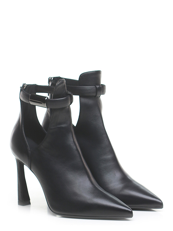 Ankle boot