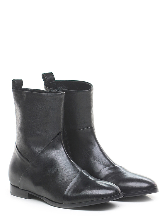 Ankle boot