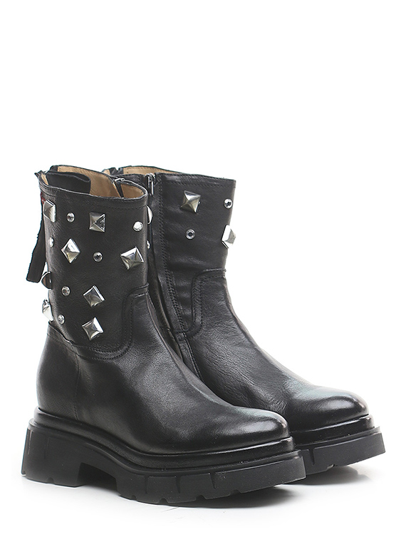 Ankle boot