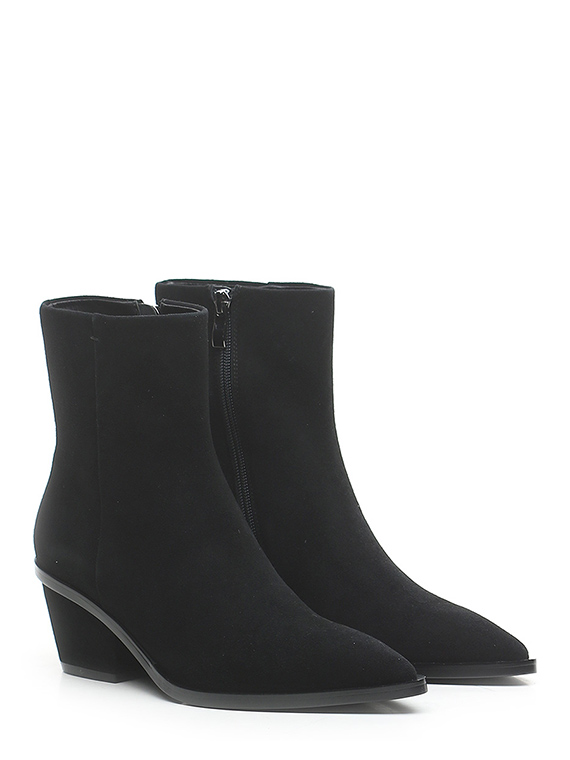 Ankle boot