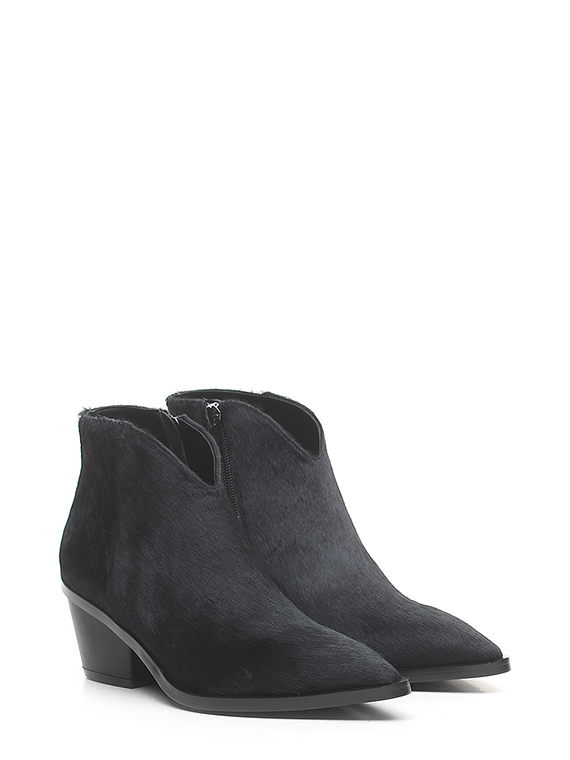 Ankle boot