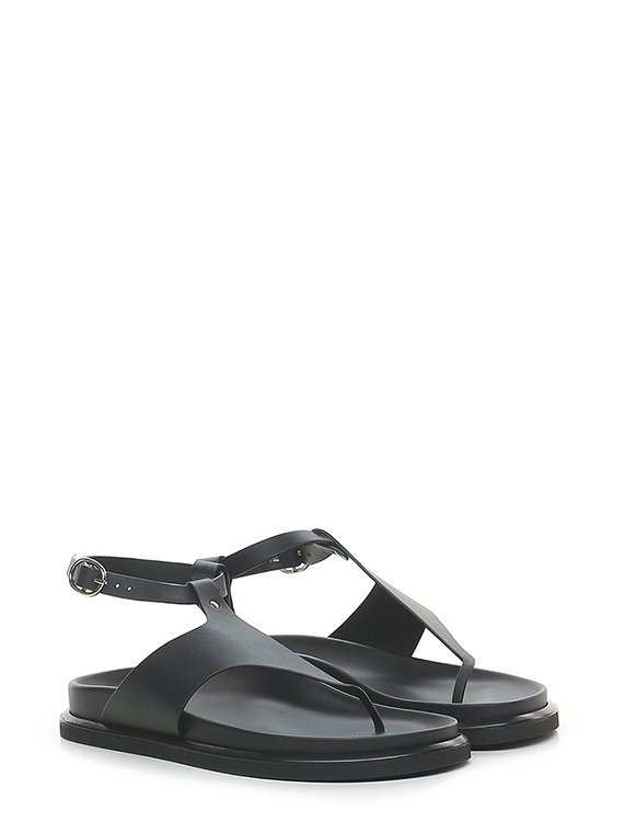 Flat sandal