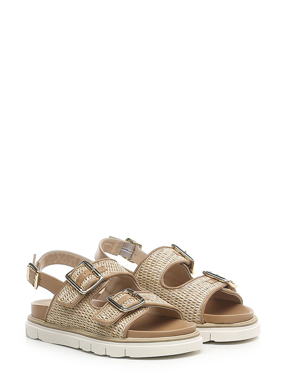 Flat sandal